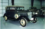 1932ford-convertsedan.jpg (88814 bytes)